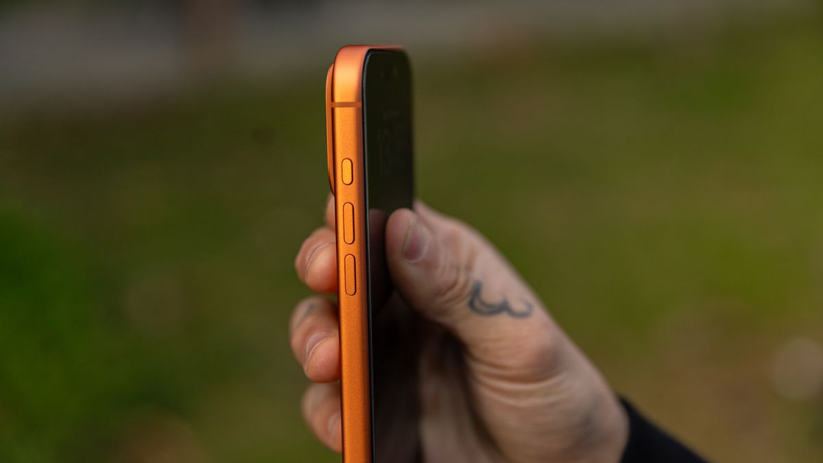Apple vai retirar todos os botões físicos do iPhone, diz informante