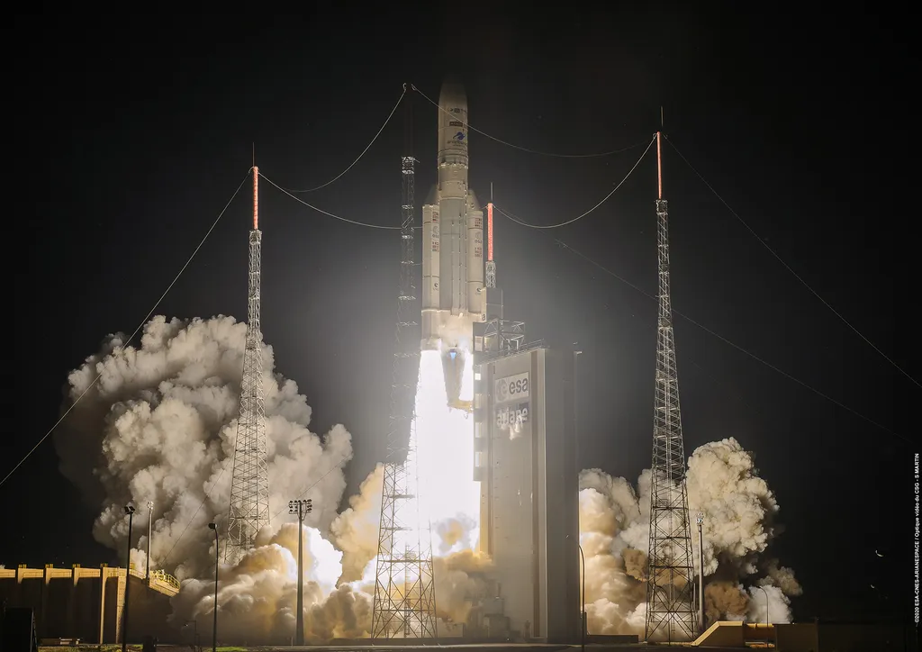 O Meteosat-12 será lançado a bordo de um foguete Ariane 5, que já levou outros satélites para o espaço (Imagem: ESA/CNES/Arianespace0)