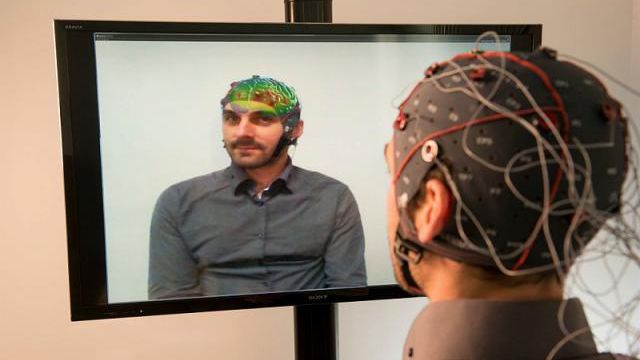Dispositivo é capaz de visualizar atividade cerebral em Realidade Aumentada