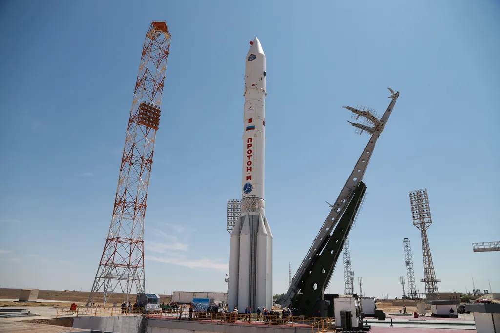 A ExoMars seria lançada em setembro deste ano por um foguete russo Proton (Imagem: Reprodução/Roscosmos)