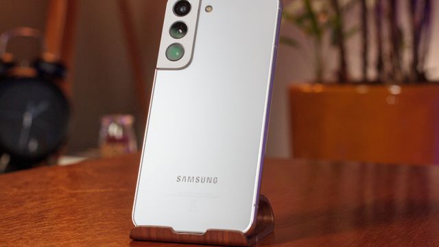 Review Samsung Galaxy S22 | Ainda mais compacto e poderoso