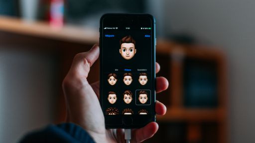 Como mudar a cor da camisa Memoji no iPhone e iPad