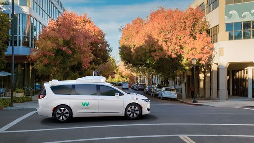 Google consegue investimento bilionário para divisão de carros autônomos