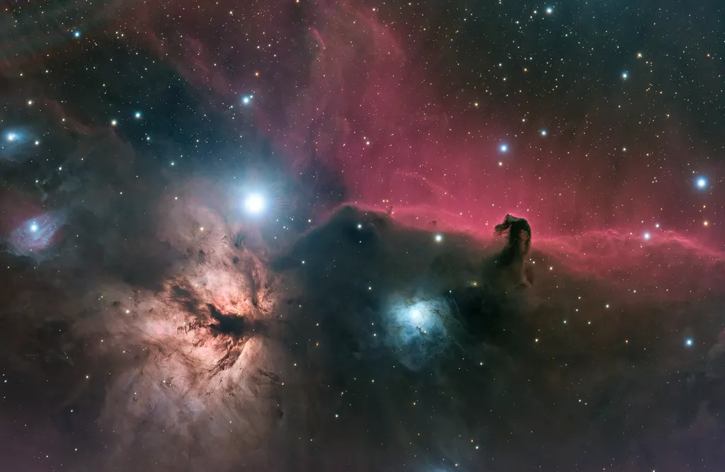 A Nebulosa da Chama está no lado esquerdo da Cabeça de Cavalo (Imagem: Reprodução/Jason Close/APOD)