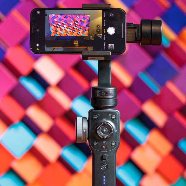Review Zhiyun Smooth 4 | O gimbal ideal para ser criativo com o