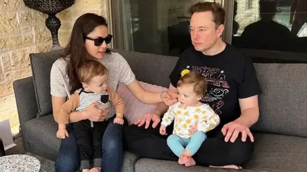 Musk ofereceu vaga no conselho da Tesla a Altman, afirma mãe de filhos de Elon