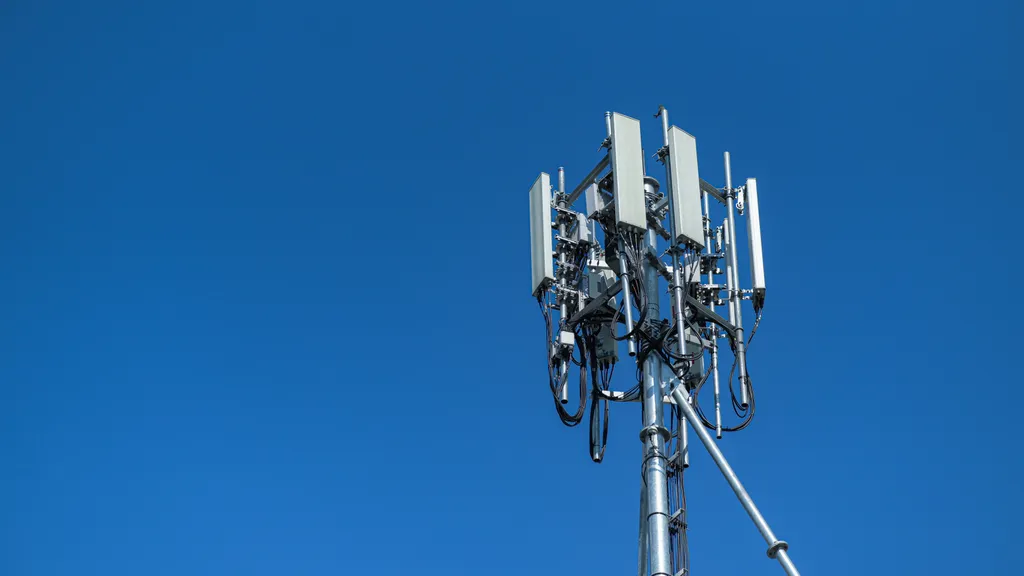 Antenas com sinal 5G ainda são limitadas comparada a rede 4G (Imagem: poungsaed_eco/Envato)