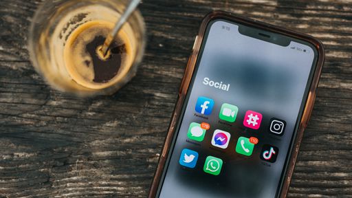 Como desativar a atualização em 2º plano no iPhone e economizar bateria