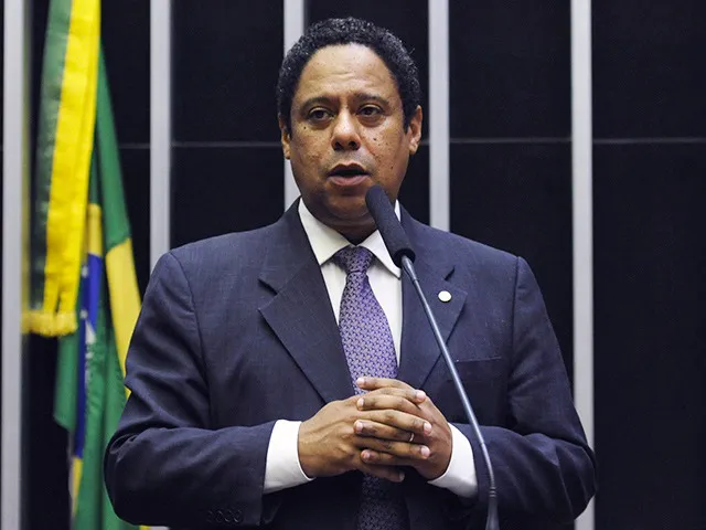 O deputado Orlando Silva (PCdoB-SP) é o relator do PL das Fake News na Câmara (Imagem: Reprodução/Agência Câmara)