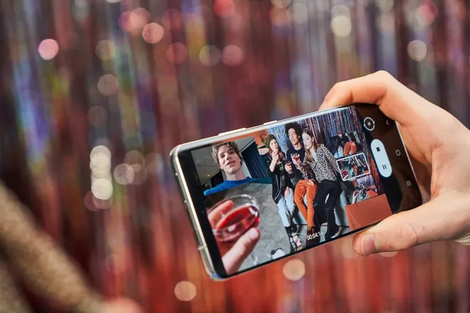 O Galaxy S21 começou a receber a atualização da One UI 4.1 (Imagem: Divulgação/Samsung)