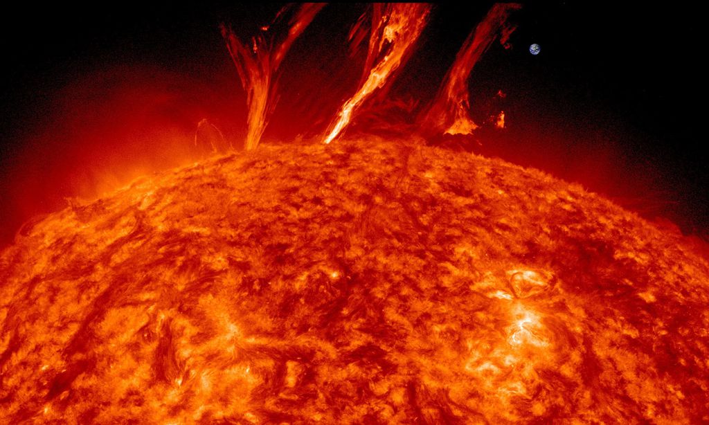 Algumas tempestades solares podem ser perigosas para astronautas e satélites na órbita da Terra (imagem: NASA)