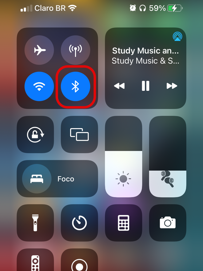 Ative o Bluetooth no seu dispositivo Apple - Captura de tela: Thiago Furquim (Canaltech)
