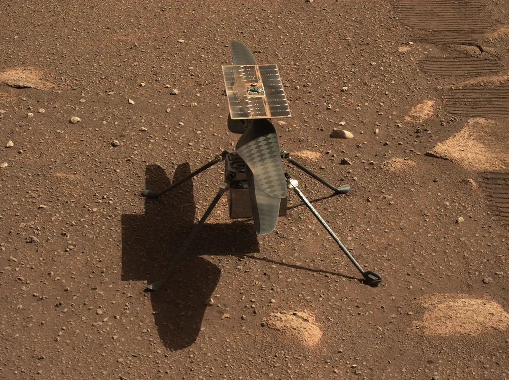 Projetado para cinco voos ao longo de um mês, Ingenuity já opera há mais de um ano na superfície de Marte. (Imagem: Reprodução / NASA/JPL)