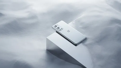 OnePlus anuncia OnePlus 9 e 9 Pro com câmeras Hasselblad e carregamento rápido