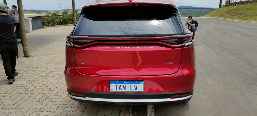 BYD Tan - SUV 100% elétrico