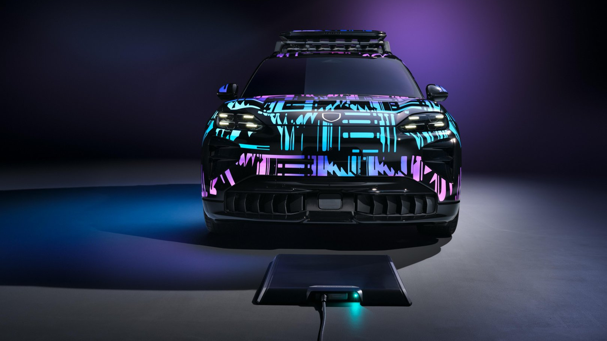 Novo Porsche Cayenne elétrico terá recarga sem fio tipo a de celular