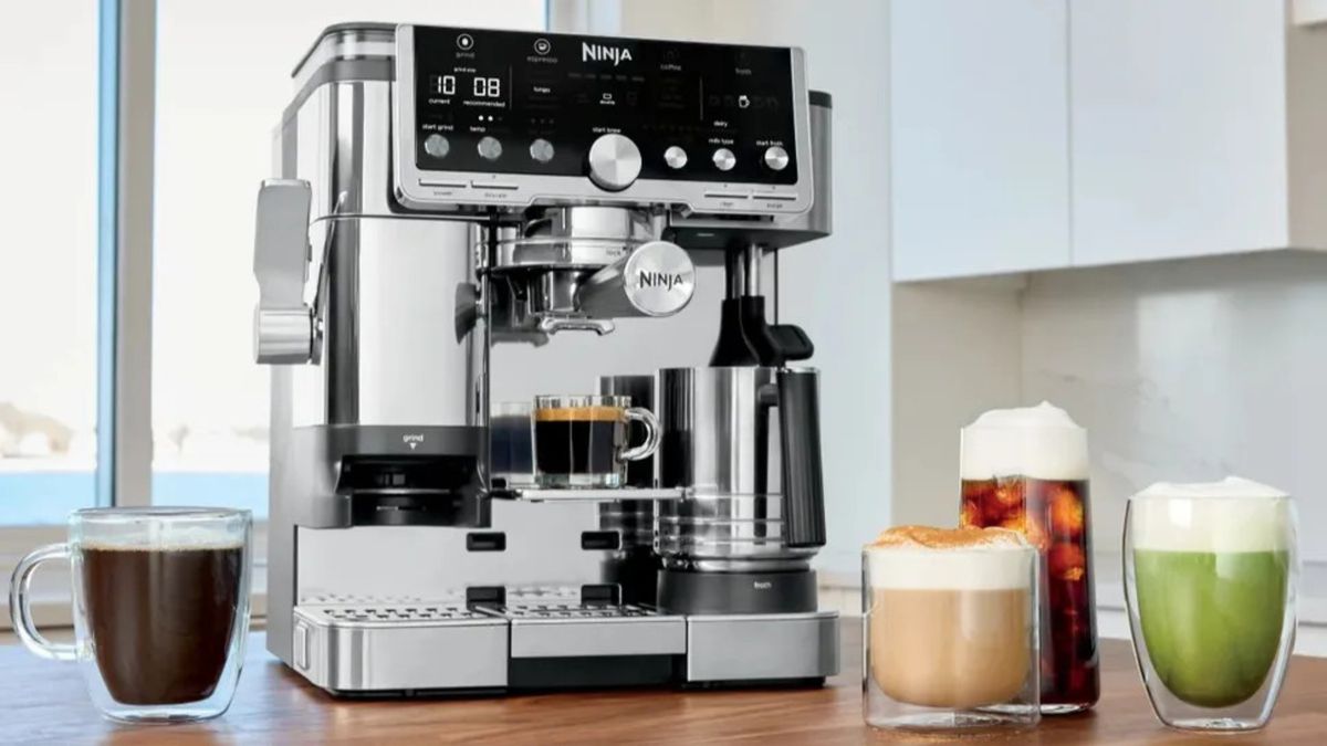 Nova máquina da Ninja deixa o expresso tão fácil de fazer quanto o café passado