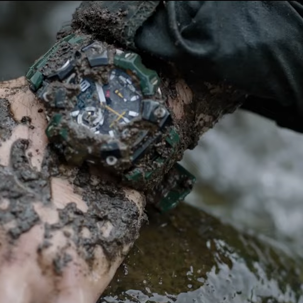 Casio lança relógio G-SHOCK com resistência contra lama e sensor