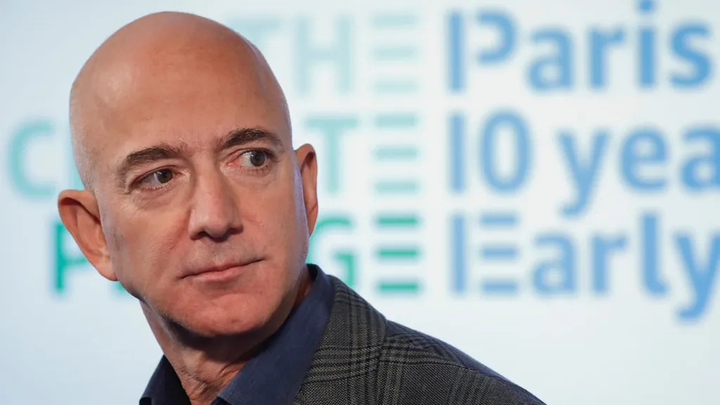 Essa carequinha simpático é o magnata dos livros Jeff Bezos, fundador da Amazon (Imagem: AP Photo/Pablo Martinez Monsivais)