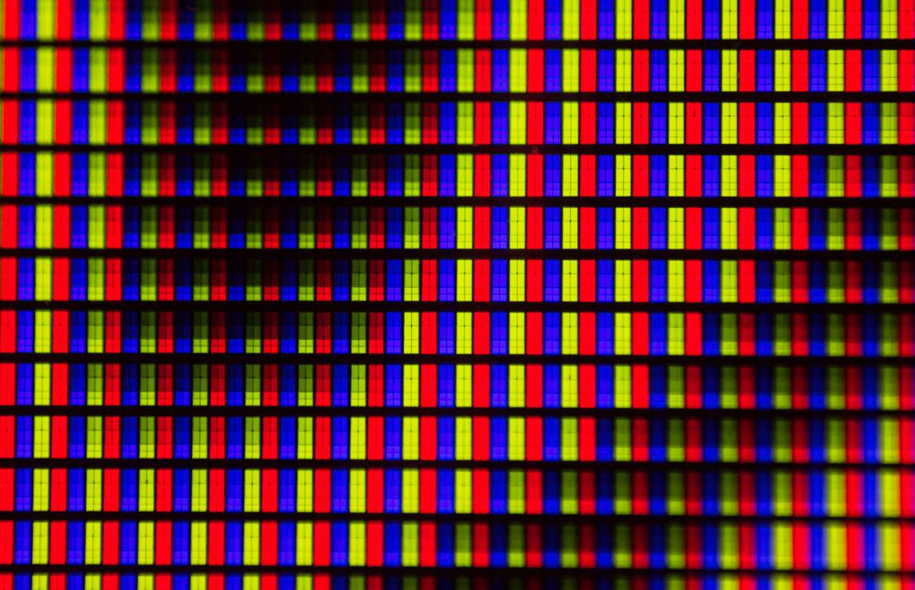 O ghosting está diretamente ligado ao tempo de resposta dos pixels e é comum em telas LCD (Imagem: Michael Maasen/Unsplash)