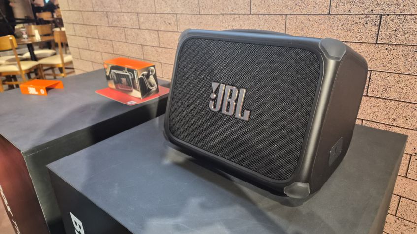 JBL Bandox