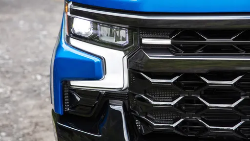 Chevrolet confirma versão elétrica da picape grande Silverado para 2022