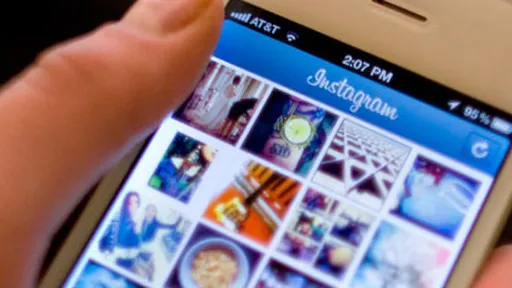 Instagram lança novo recurso para marcação de fotos, similar ao do Facebook
