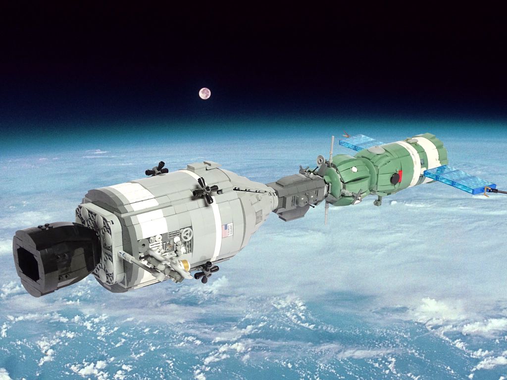 Acoplamento das espaçonaves Apollo e Soyuz (Imagem: NASA)