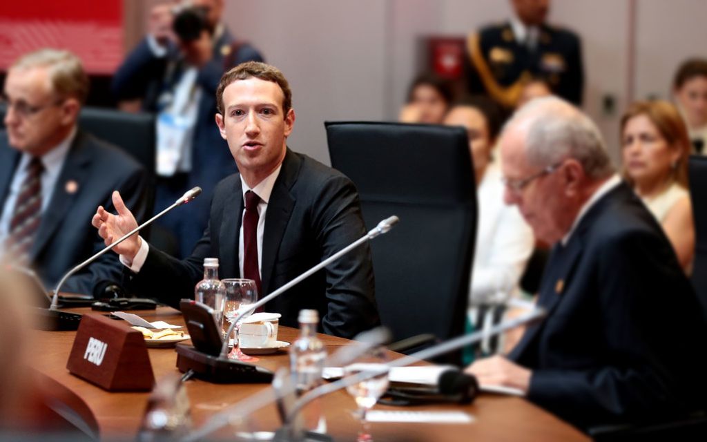 Durante as polêmicas mais recentes envolvendo o Facebook, Mark Zuckerberg precisou fazer diversas declarações na justiça (Imagem: Reprodução/Presidencia Perú)