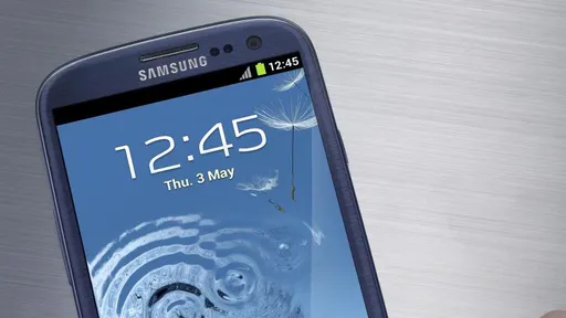 Desenvolvedor faz Android 12 rodar em Galaxy S3