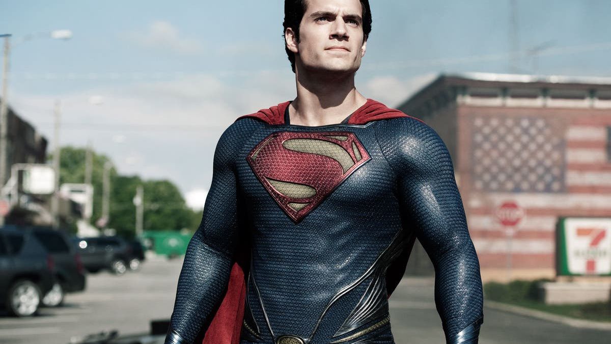 Henry Cavill voltará a ser o Super-Homem no cinema