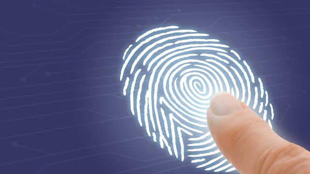 Policiais dos EUA usam leitor biométrico para identificar suspeitos