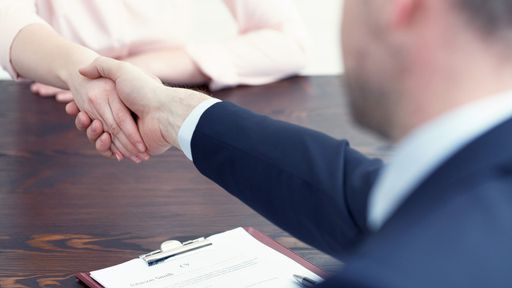 Quer trabalhar no exterior? Veja quais são as profissões mais procuradas