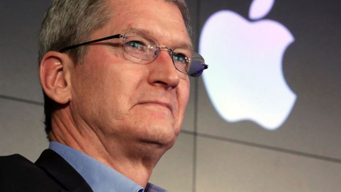 Tim Cook’s Controlled Departure and the End of an Era at Apple