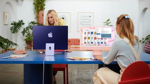 Apple apresenta novo iMac com chip M1 e espessura de um monitor