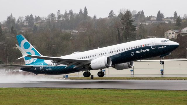 Boeing adia o lançamento de atualização do sistema do 737 MAX