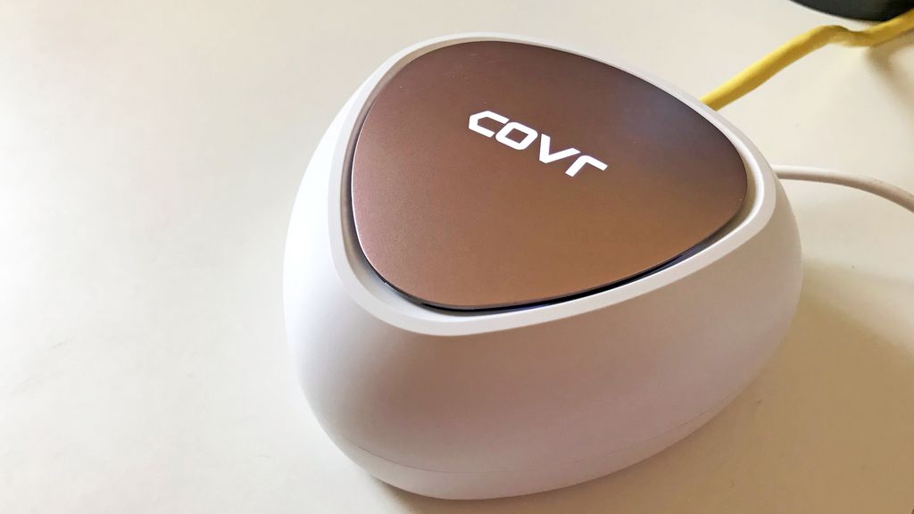 Além do apelo estético, logo iluminada com LED também serve de indicador de status do Covr