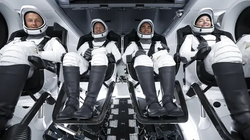 NASA adia de novo lançamento da Crew-3; astronautas da Crew-2 podem voltar antes