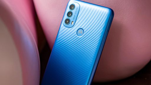 Motorola Moto E30 é anunciado com Android 11 Go e preço baixo