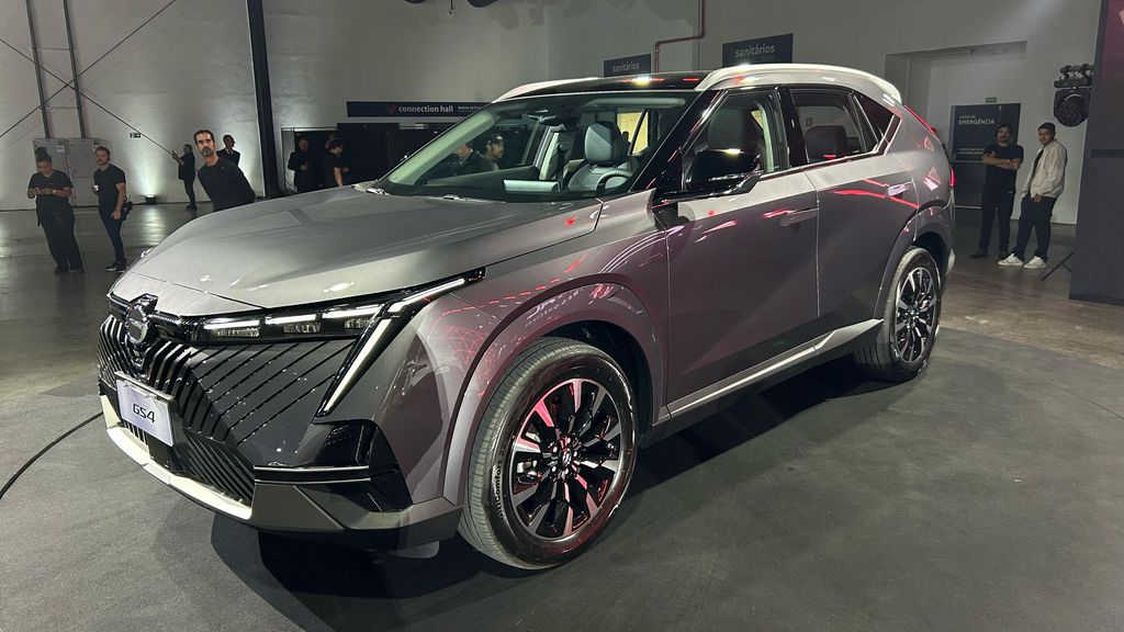 GAC GS4 visto de lado