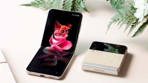 Galaxy Z Flip 3 mostra avanços na construção em teste de resistência
