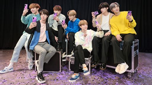 Samsung lança edição especial Galaxy S20+ inspirada no grupo de K-Pop BTS