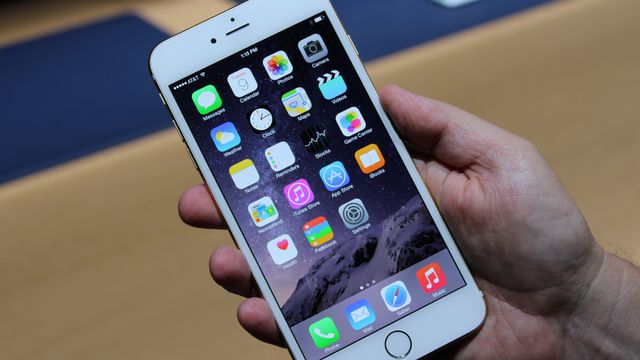 Apple vai lançar atualização para corrigir bug do calendário que trava o iPhone