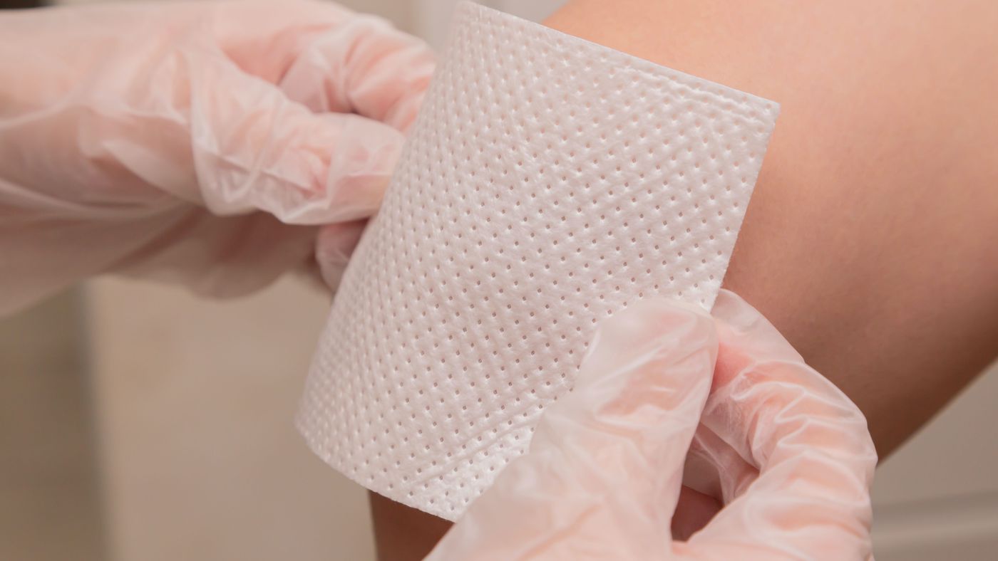 Novo adesivo administra medicamentos através da pele - Canaltech