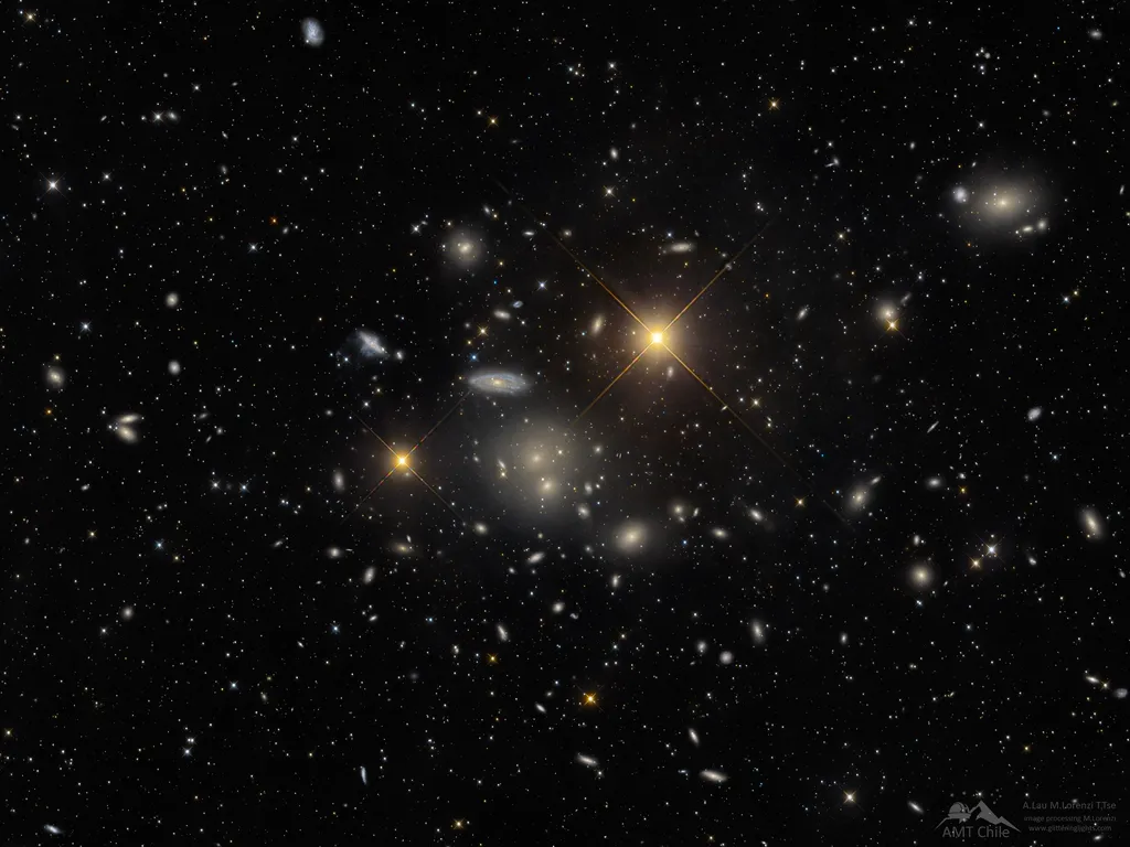 Aglomerado de galáxias Hidra, localizado a 100 milhões de anos-luz de nós (Imagem: Reprodução/Marco Lorenzi, Angus Lau, Tommy Tse)