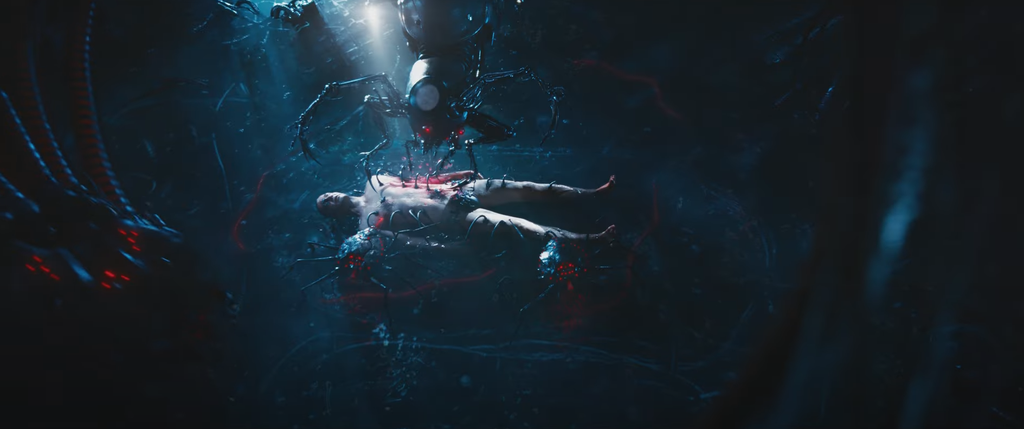 Trailer traz uma breve demonstração de como Neo foi reintegrado à Matrix (Imagem: Reprodução/Warner Bros.)