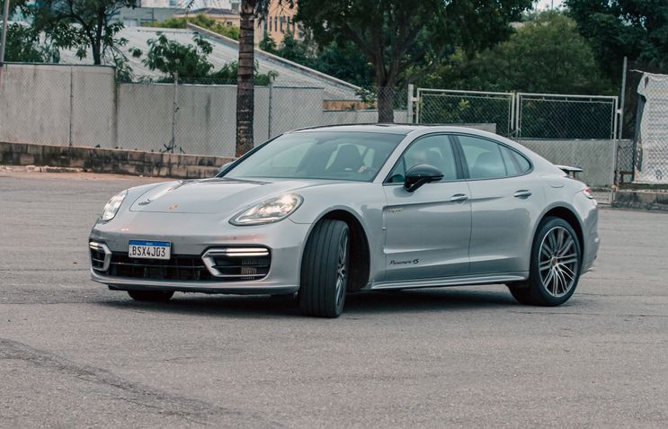 Porsche Panamera 4S e-Hybrid