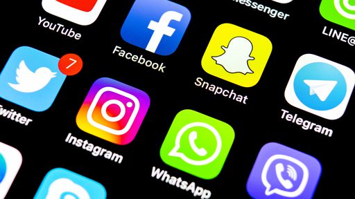 7 em cada 10 brasileiros se informa por redes sociais — e isso afeta a segurança