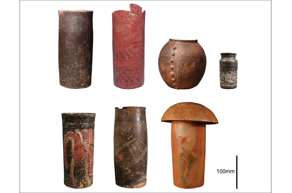 Os seis vasos de cerâmica estudados — alguns deles revelaram presença de nicotina (Imagem: Oswaldo Chinchilla Mazariegos/Antiquity)