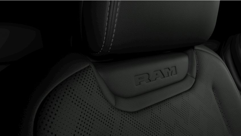 Picape média RAM 2024 - Fotos interior